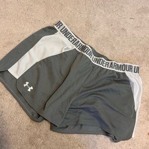 under armor grey‎ shorts